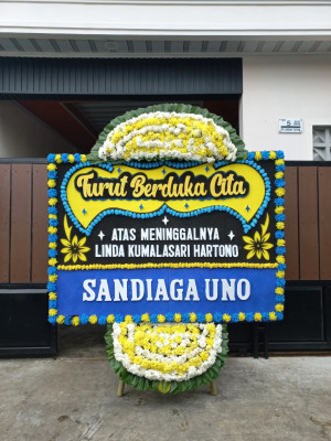 Papan Bunga Duka di Hilipuk
